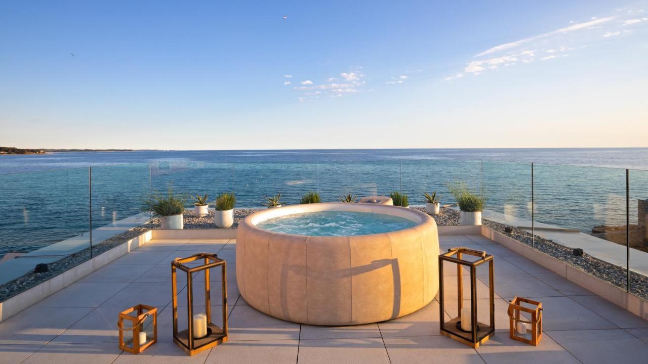 Luxury Sperone Residence Novigrad  ภายนอก รูปภาพ